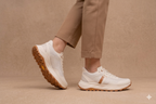 Um Qodeer (Off-White)